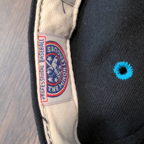 New Era Vintage Portland Seadogs Fitted size 7 5/8 Baseball Cap - Picture 5 of 6